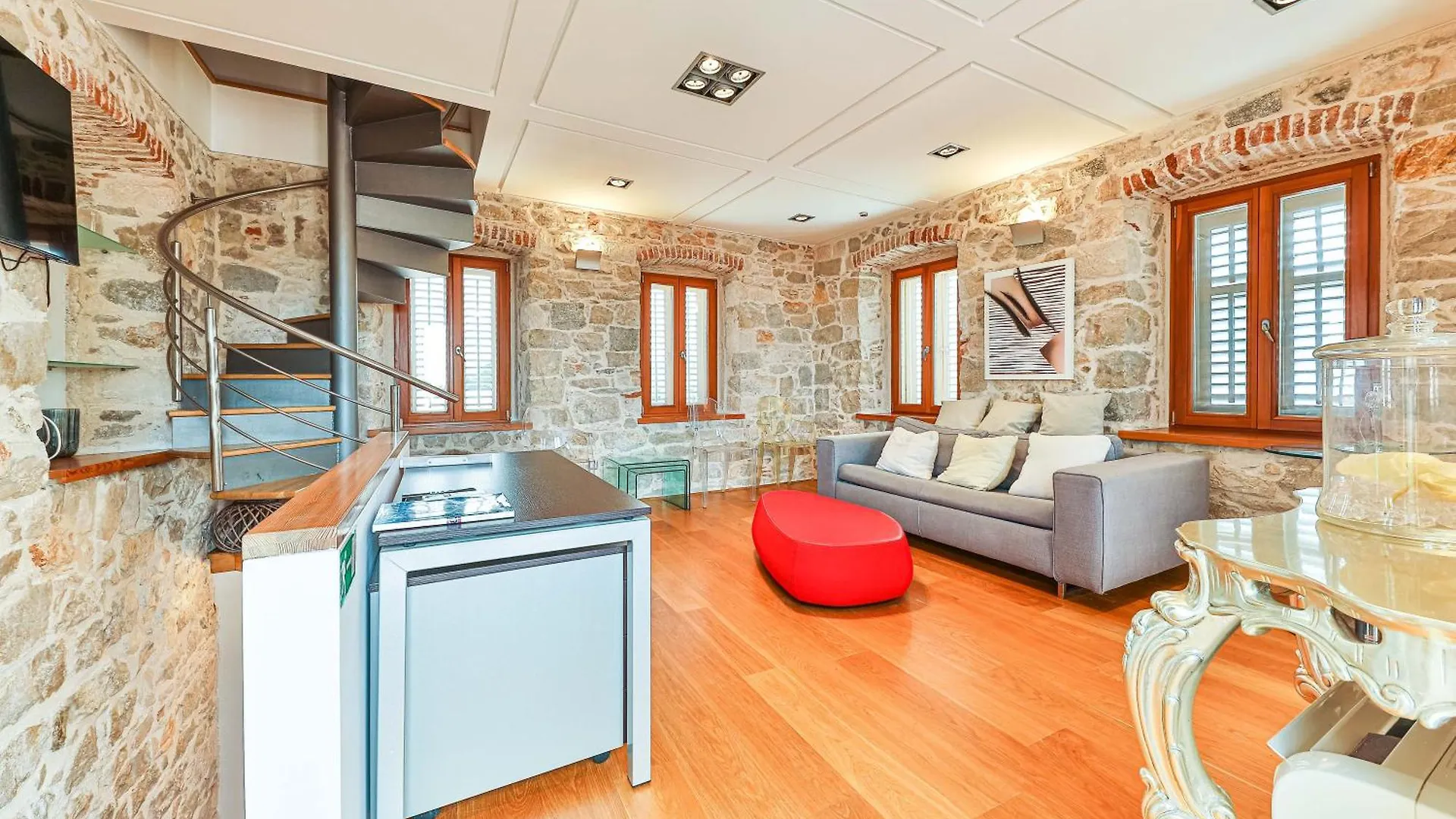 Augubio Penthouse Apartment Split