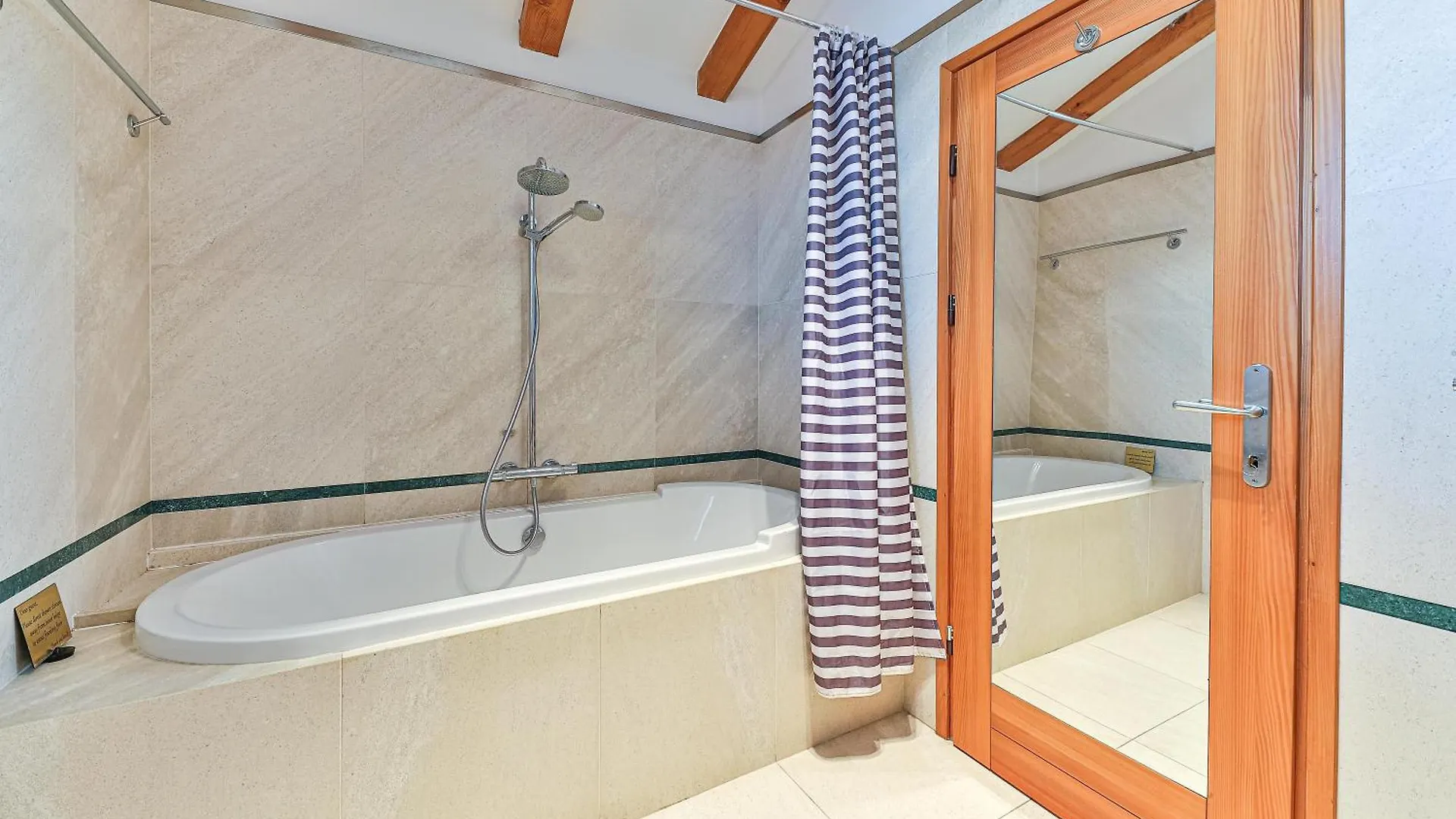 Augubio Penthouse Apartment Split 0*,