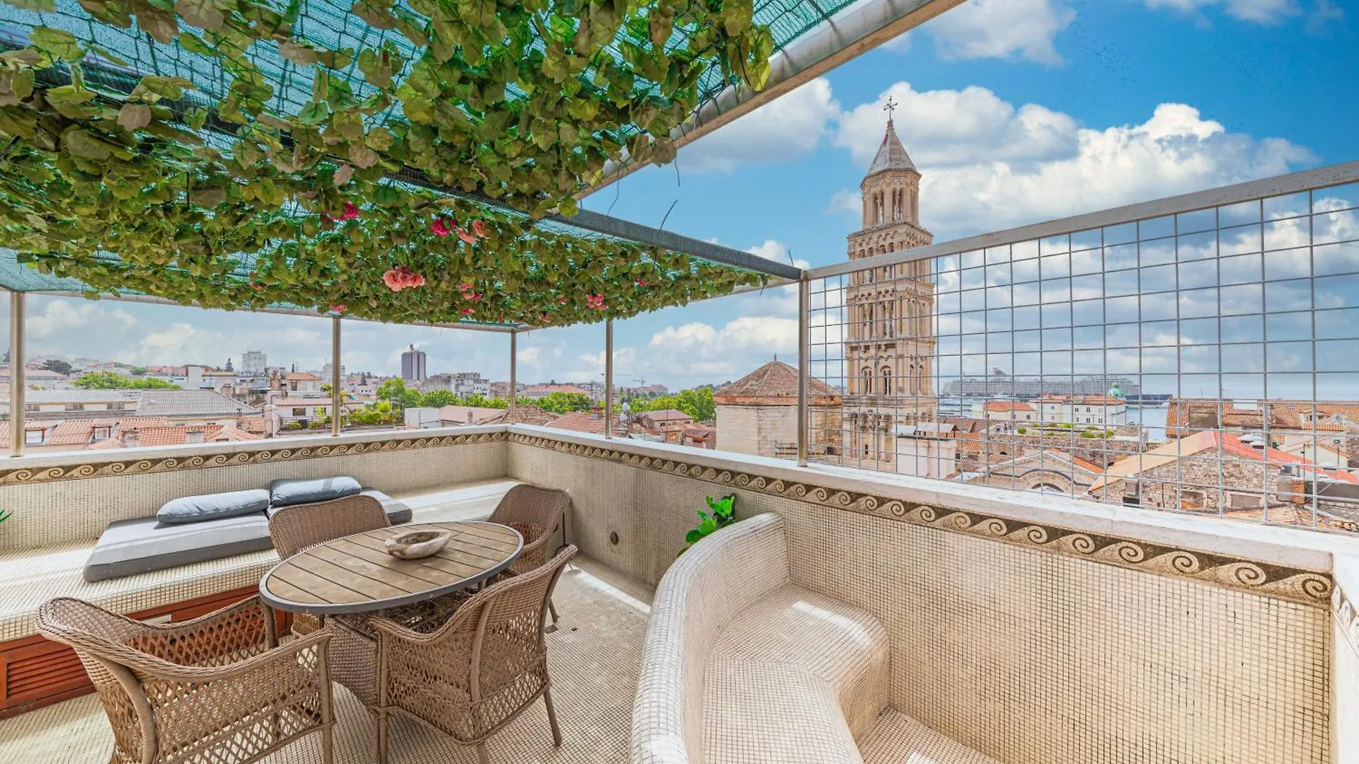 Augubio Penthouse location